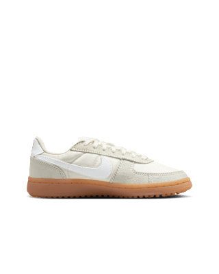 シューズ・サンダルその他 Nike Field General Junior Shoes IF0465-100 Amazon.com | Nike Field General Big Kids' Shoes (IF0465-101